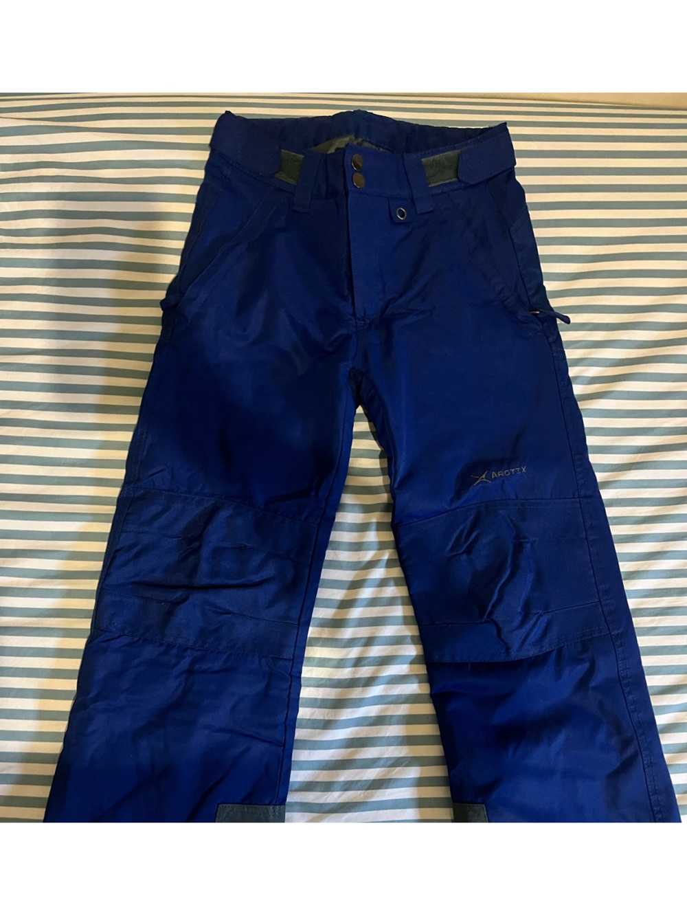 Youth Blue Snow Pants- size M, good for kids age 9-12